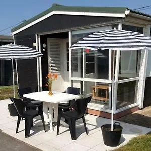 vacation-house-max-for-4-persons-350-m-from-the-sea-in.bruges-hotels.info/